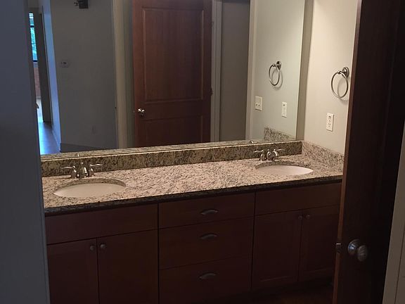 5th image of 533 Columbia Ave APT 306