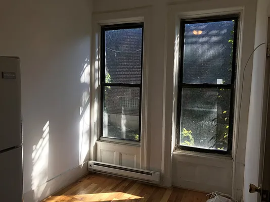 Rented by Blue Egg Realty Corp | media 41