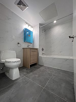 5th image of 869 57th St #301