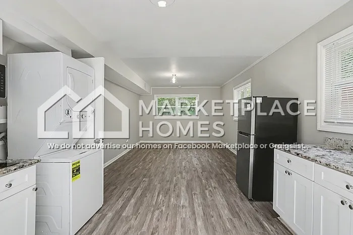 2470 Glenrock Dr #B — Photo 11