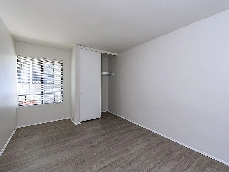 9653 Easter Way — Photo 13