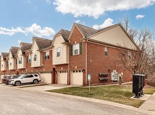 39700 Rockcrest Ln, Northville, MI 48168