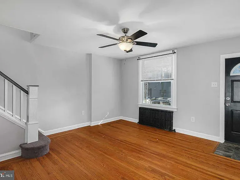 2111 Mifflin St — Photo 4