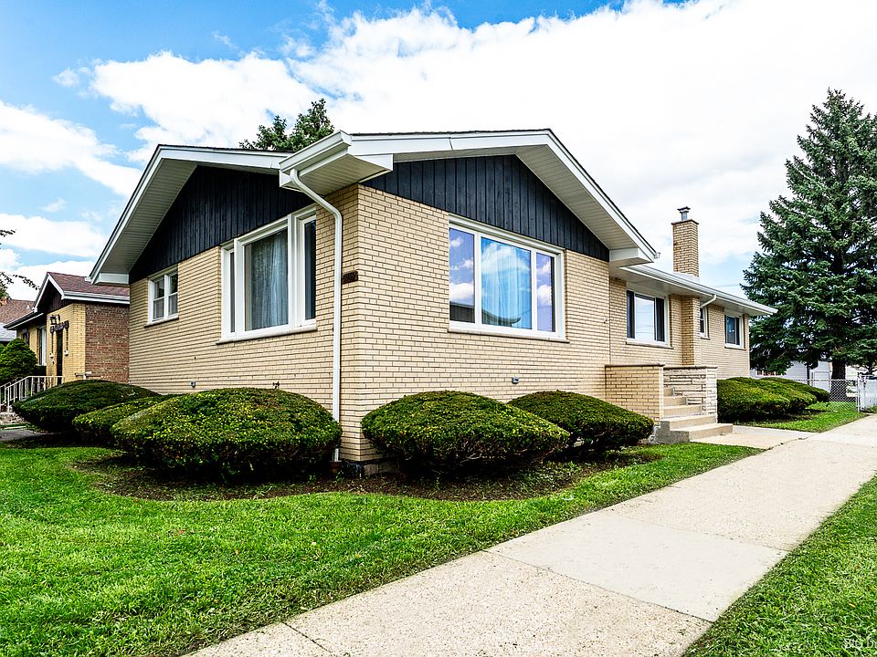 1st image of 3045 S 48th Ct