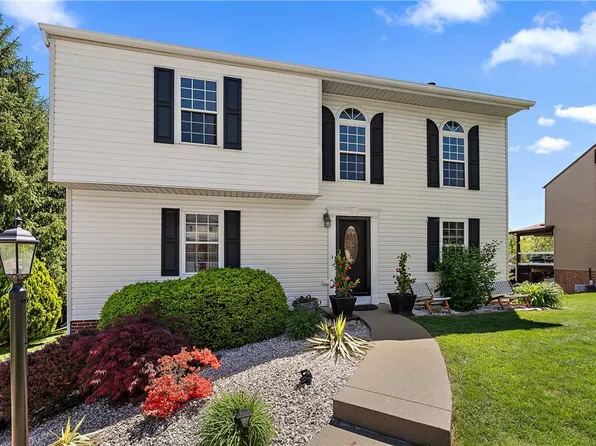 3504 Fox Chase Dr, Imperial, PA 15126