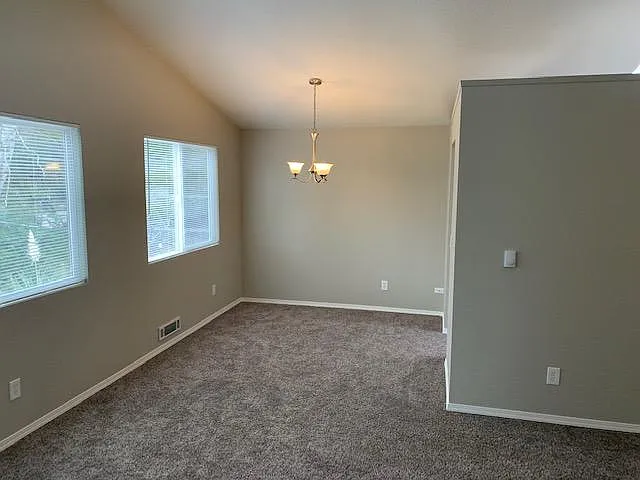 8820 Ashworth Ave N — Photo 20
