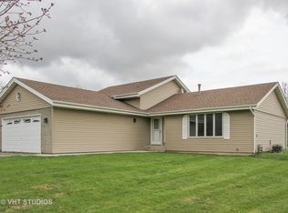 9337 Cherrywood, Roscoe, IL 61073