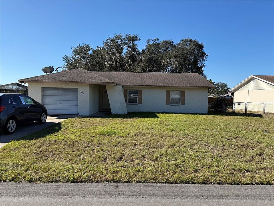 1st image of 405 Hickory Ln
