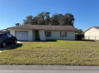 405 Hickory Ln, Winter Haven, FL 33880