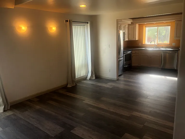 3928 Crest St — Photo 20