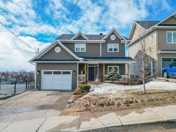 723 McLaren St, North Bay, ON P1B 3L6