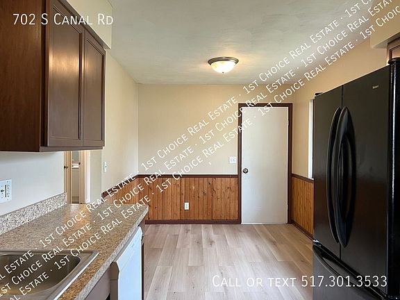 5th image of 702 S Canal Rd