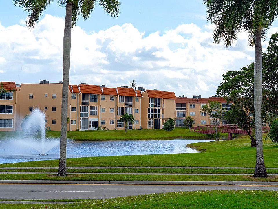 1st image of 9061 Sunrise Lakes Boulevard #109