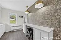 3 bed, 1.0 bath, 1195 sqft, $1,850 — Photo 3