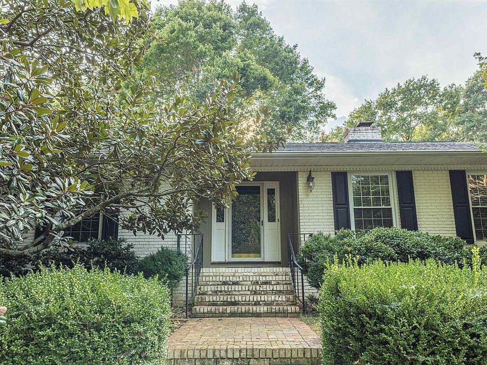 1st image of 651 Perrin Dr