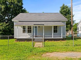 1231 Apalache St, Greer, SC 29651