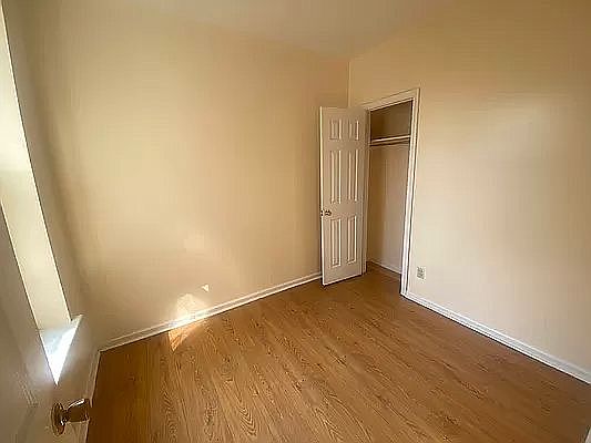 2nd image of 450 49th St #15R