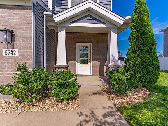 4th image of 5742 Brookstone Dr