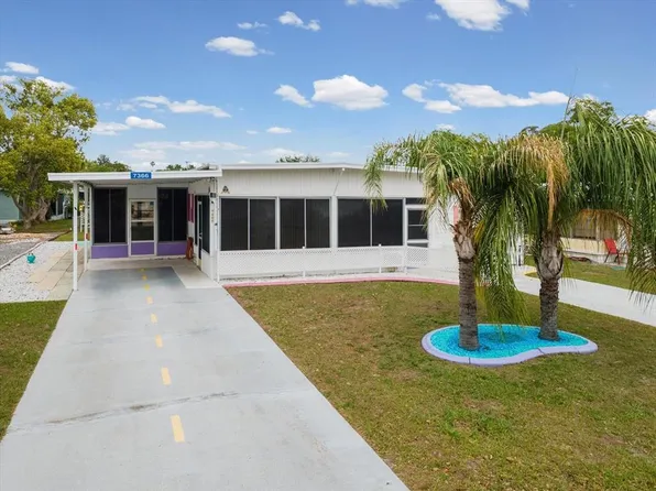 7366 First Loop Ave, Brooksville, FL 34613