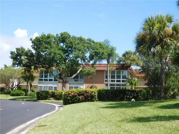 30 Vista Gardens Trl, Vero Beach, FL