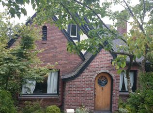 1718 37th Ave, Seattle, WA 98122