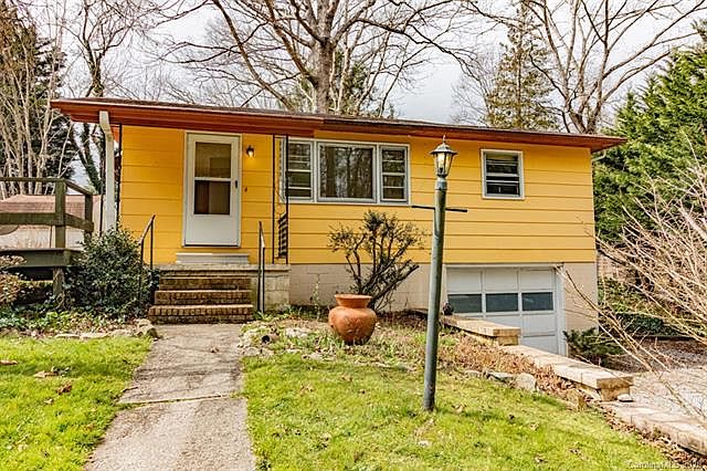 1st image of 709 Blythe St