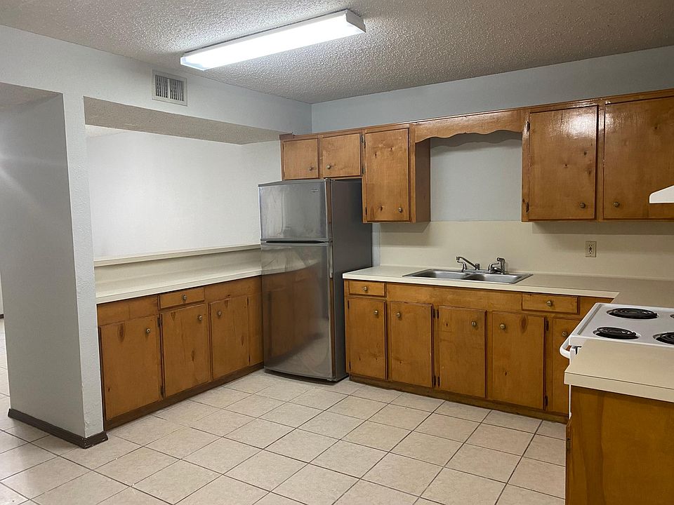 1st image of 316 Gastel Cir #4
