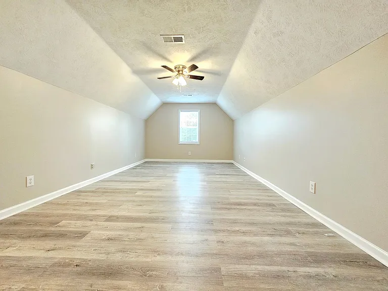 7796 Buttonwood Ave — Photo 14