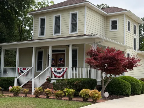 207 Hopkins Ave, Spring Hope, NC 27882