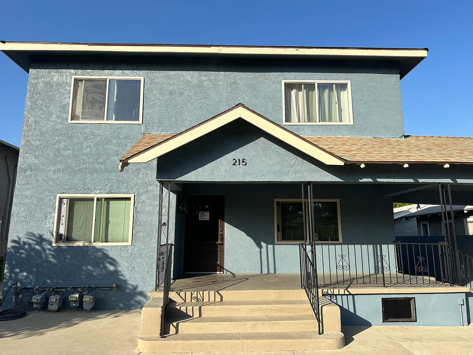 215 N Avenue — Photo 1