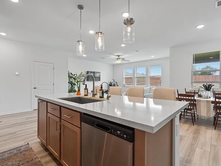 1617 Purple Martin Dr — Photo 14