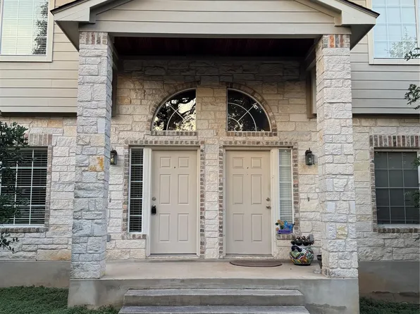 9 Deerfield Dr APT B, Wimberley, TX 78676