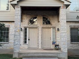 9 Deerfield Dr, Wimberley, TX