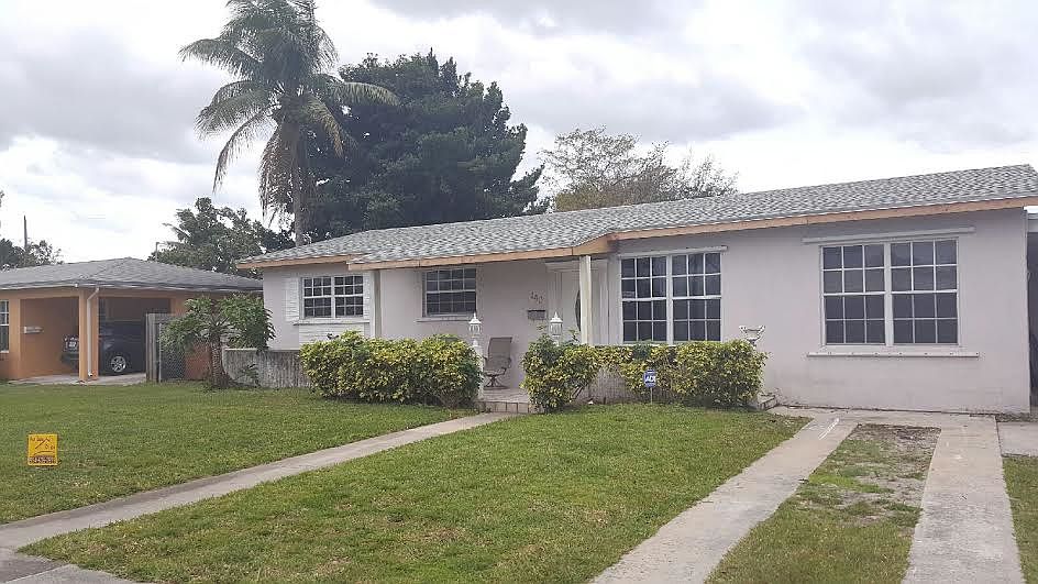1st image of 140 NW 190th St
