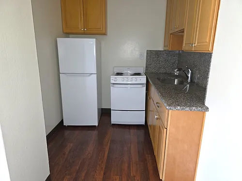 2253 Central Ave #H Photo 1 2253 Central Ave #H Photo 1