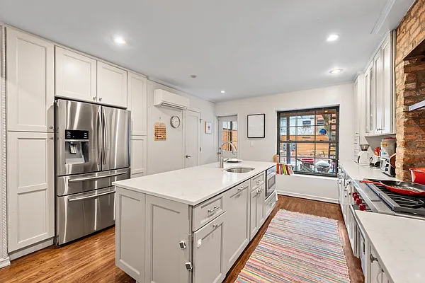 Rented by Corcoran | media 7