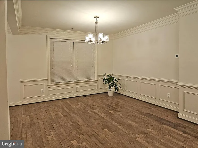 3332 Burton Dr — Photo 17
