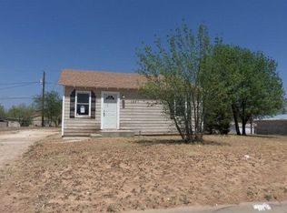 107 36th St, Snyder, TX 79549