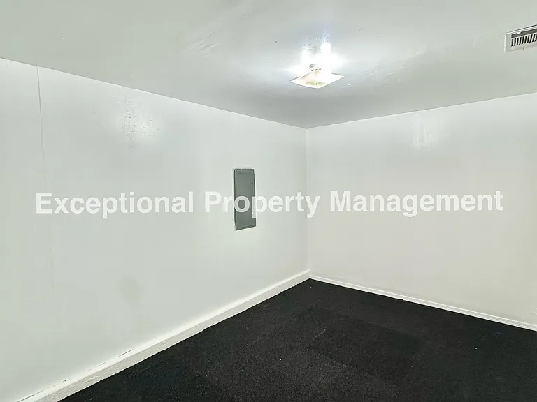 15381 Citation Ave — Photo 16