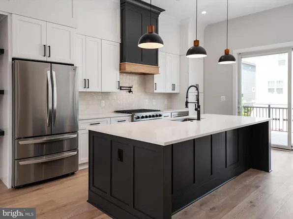4014 Gallatin St, Hyattsville, MD 20781