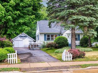 1610 W Murdock Ave, Oshkosh, WI 54901