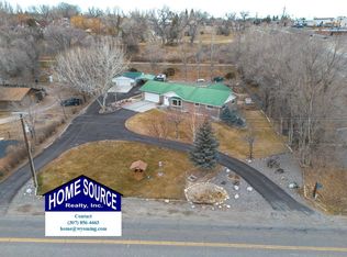 1540 Riverview Rd, Riverton, WY 82501