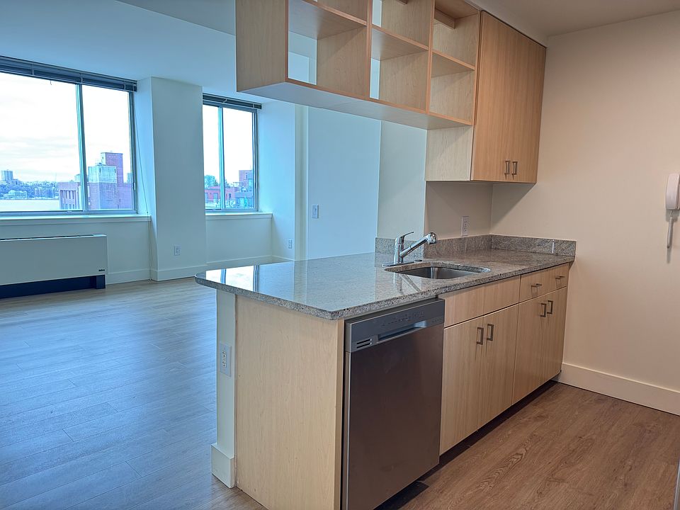 1st image of 510 W 52nd St APT 12D