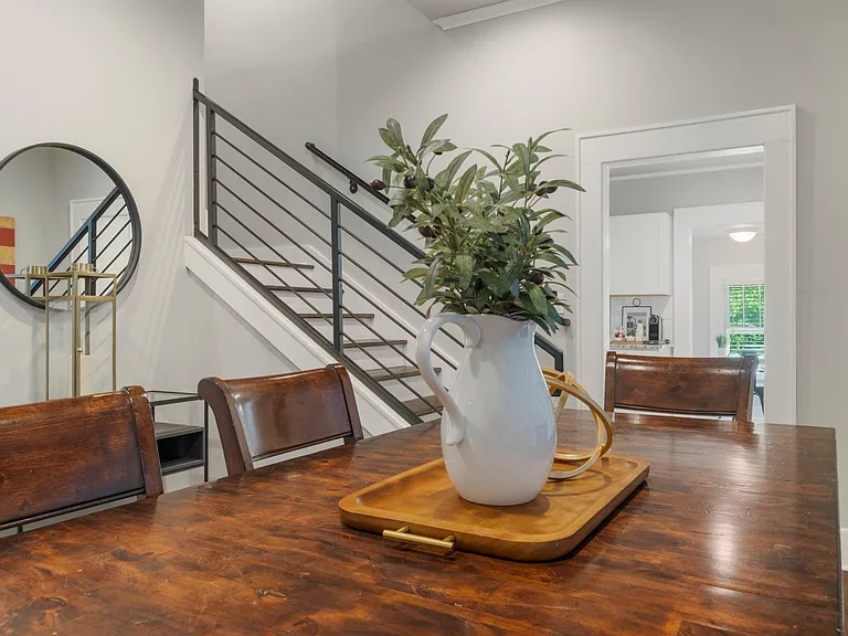 1220 N Cheyenne Ave — Photo 13