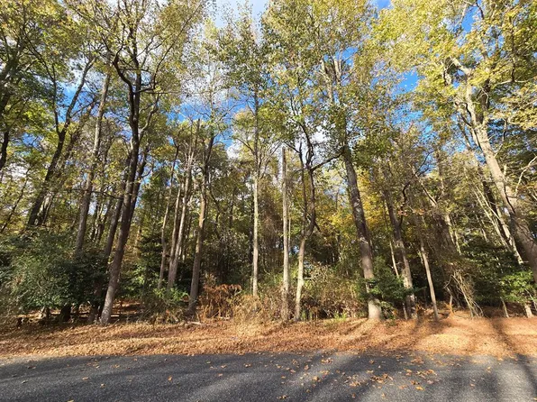 54 Denver Rd, Heathsville, VA 22473