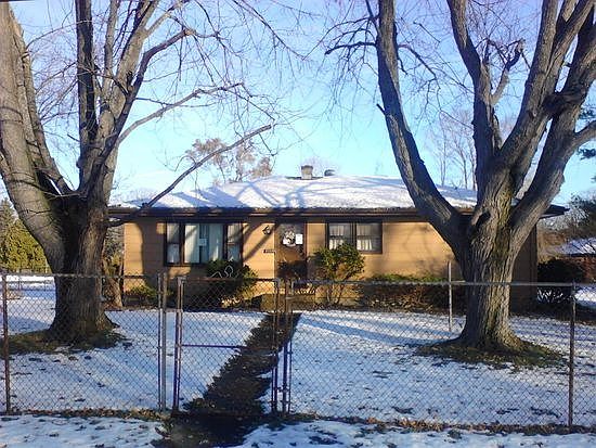 1st image of 10482 W Talmadge Ave