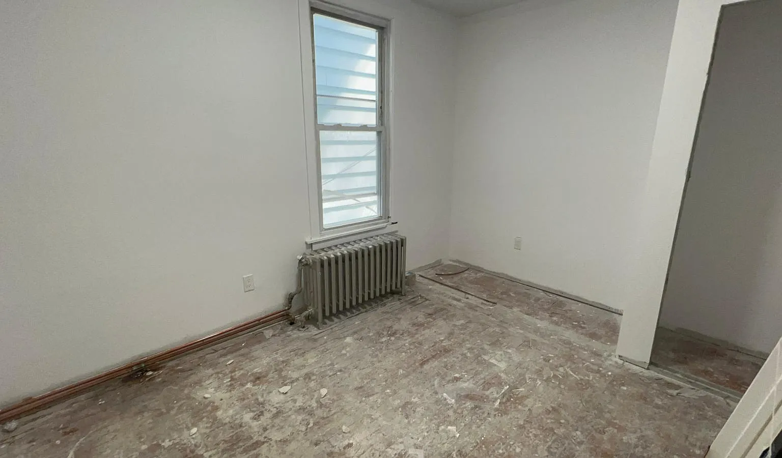 4 bed, $3,900 — Photo 4