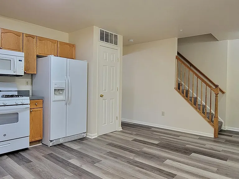 601 Primus Ct — Photo 11