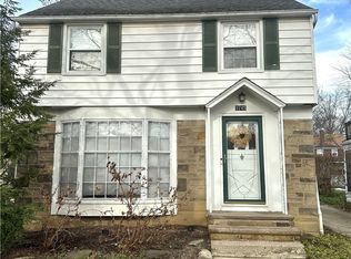 3745 Northwood Rd, University Heights, OH 44118