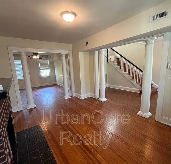 709 N 35th St — Photo 9
